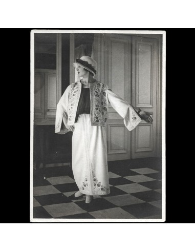 Poiret - Ensemble Colonne (1923) Dans la société mordern